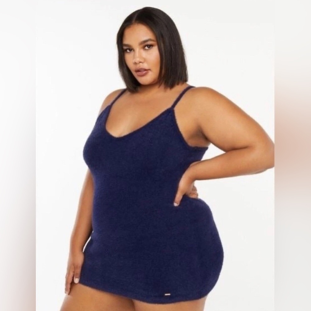 Savage X Fenty Fluff It Up Navy Chemise — SOLD OUT on SxF site - Picture 4 of 8